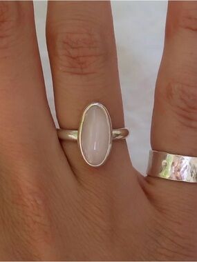 Sterling Silver Light Pink Mother of Pearl Ring